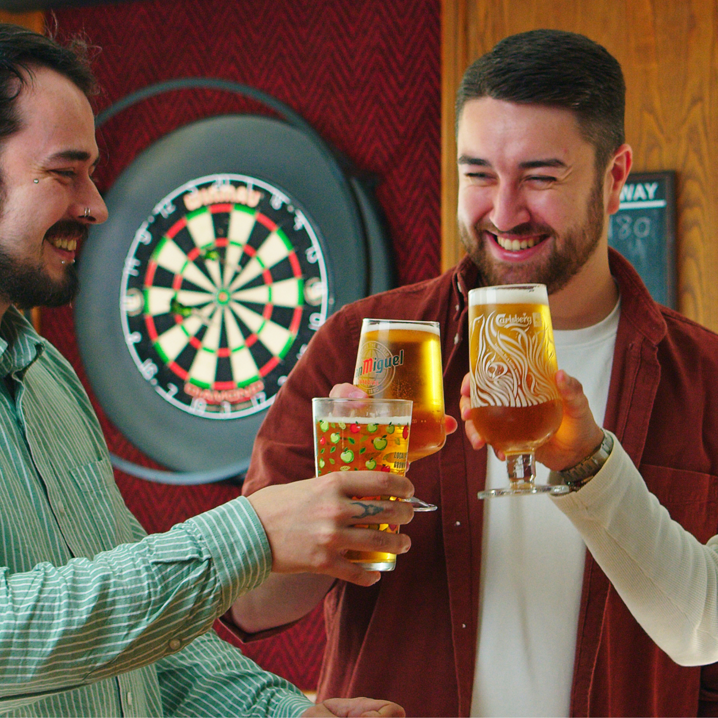 Raise a glass This Father's Day at The Grampian Inn in Sinfin Derby!
